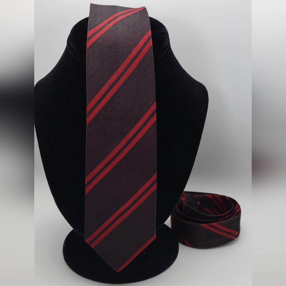 Stylish Red and Black Striped Tie